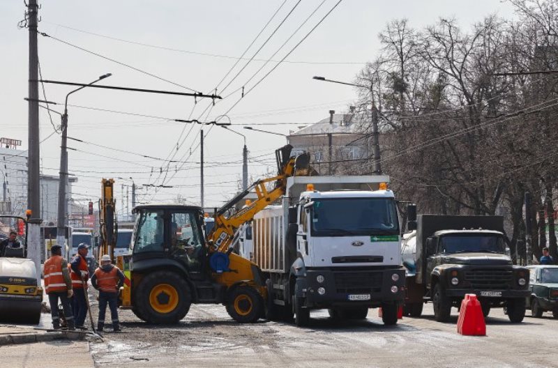 Харьковские автомобилисты готовятся к традиционной «волне» дорожных пробок