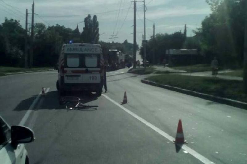 В Харькове грузовик Man TGS сбил велосипедиста с признаками опьянения