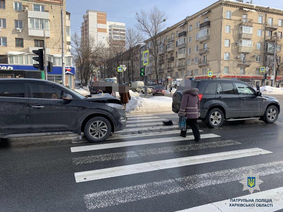 На пр. Науки столкнулись Hyundai и Suzuki (фото)