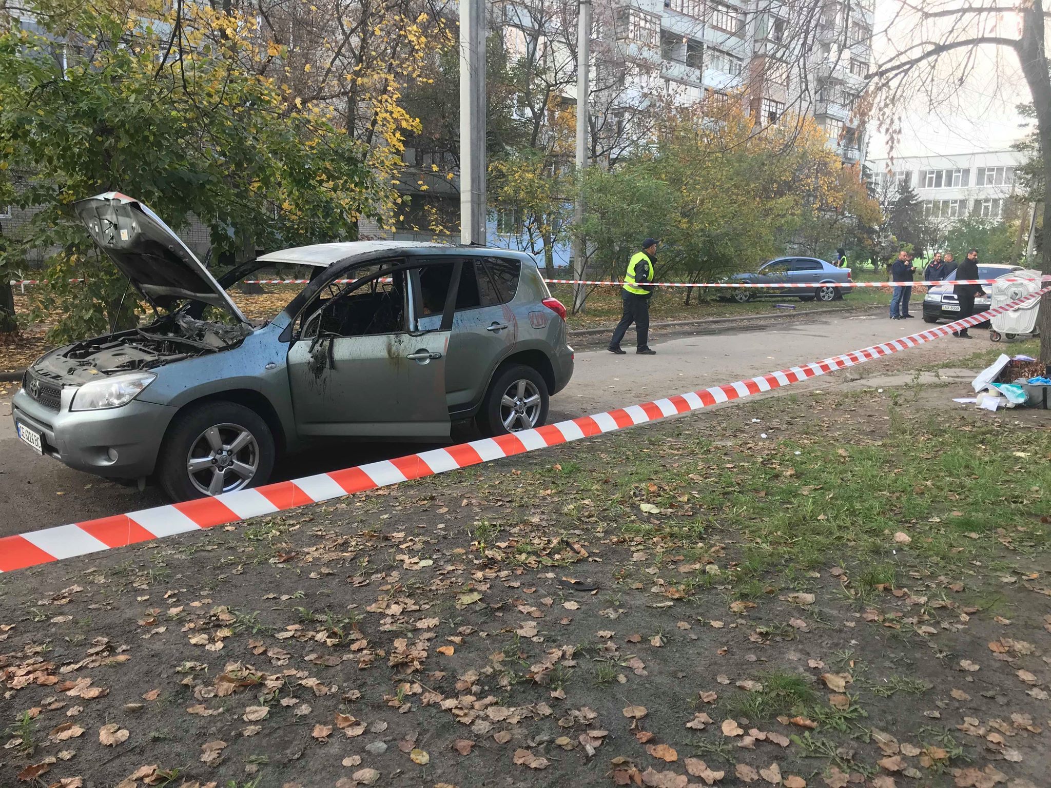 Учасника перестрелки полиция задержать не успела, он подорвал свою машину —  Сокуренко (фото) | Полицейские устроили погоню за участником перестрелки на  ул. Клочковской.