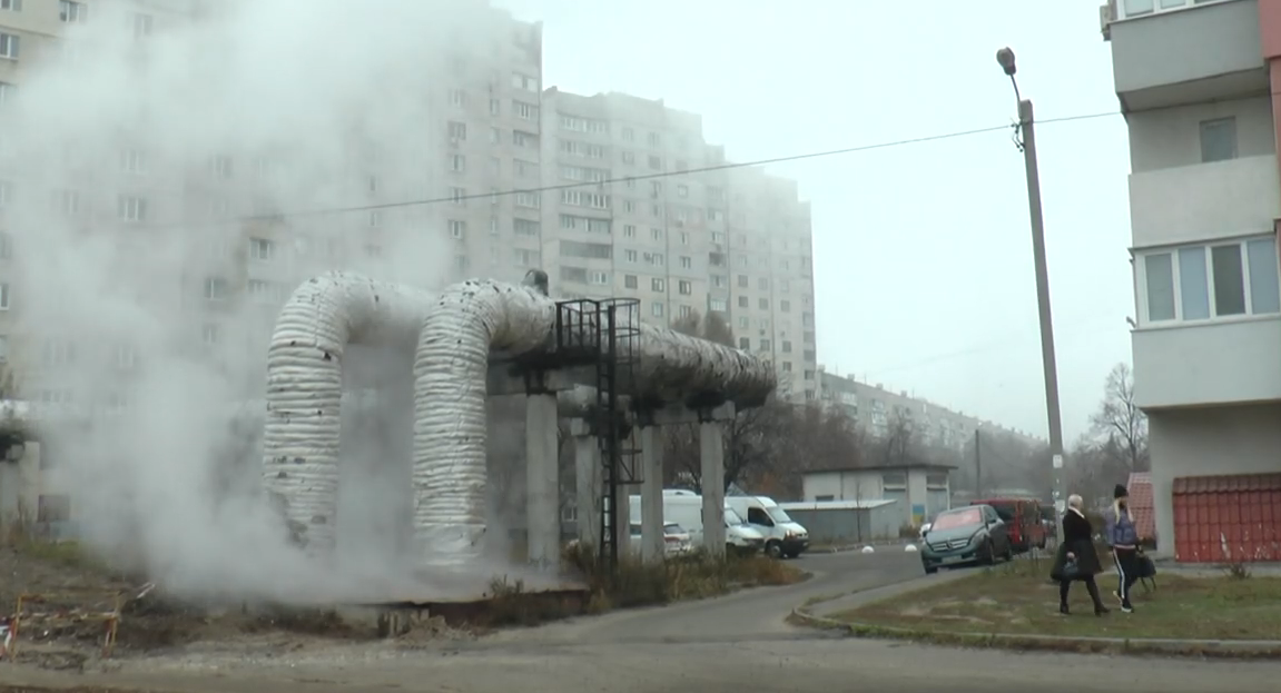 У будинках на Клочківській холодно та немає гарячої води (відео)