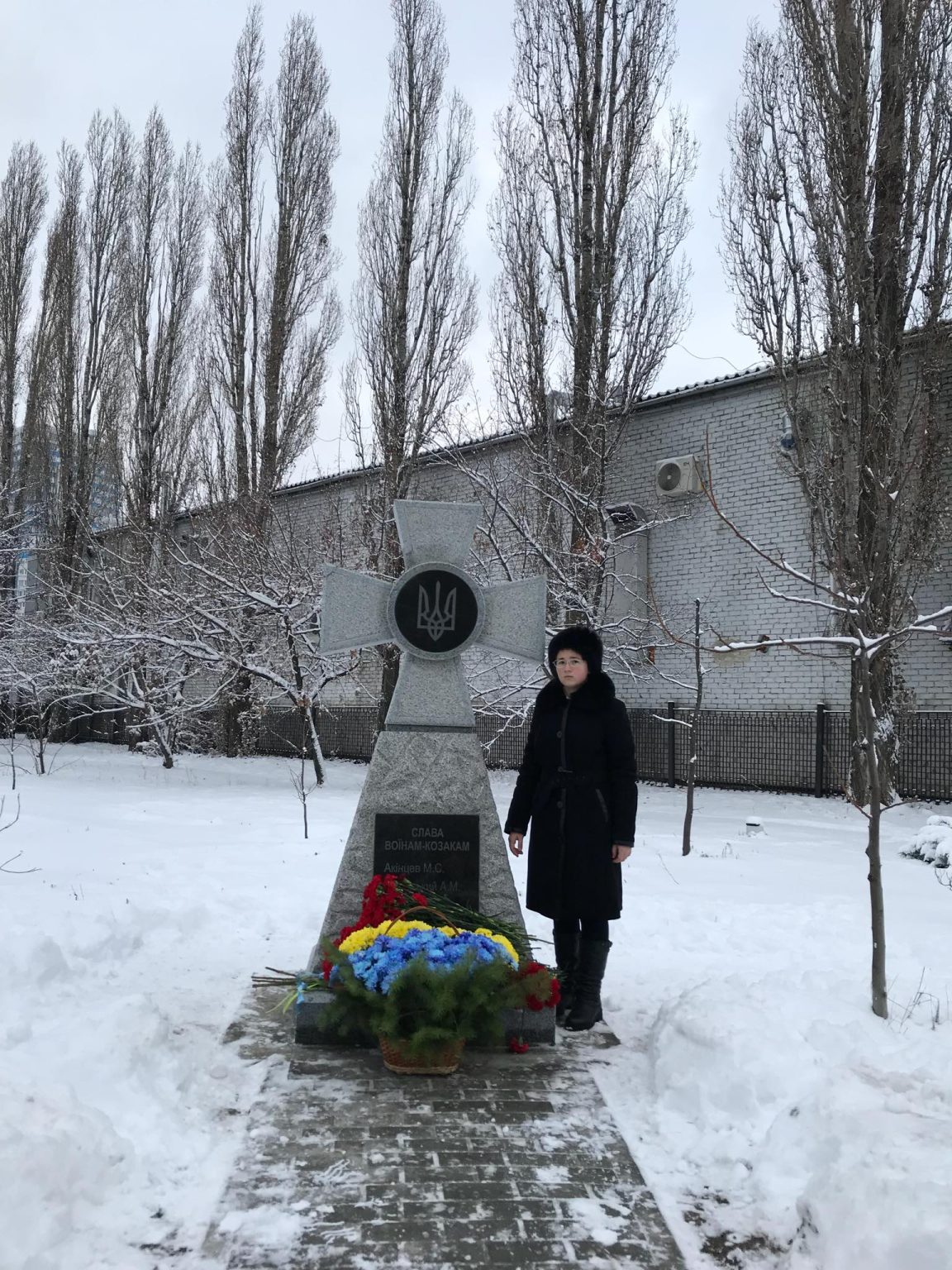 В Харькове открыли монумент Казацкий крест в честь погибших воинов (видео, фото)