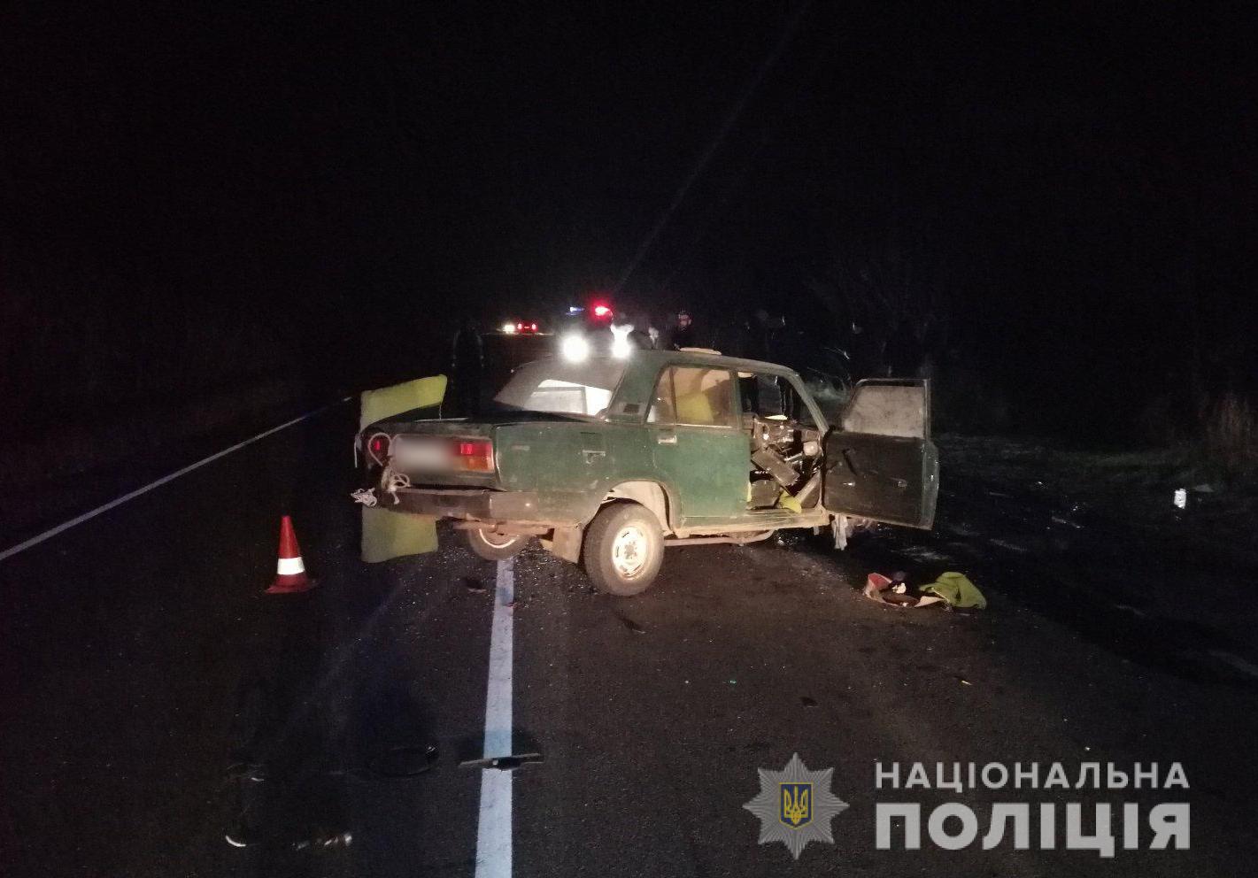 Под Харьковом в лобовом столкновении авто погиб пьяный водитель (фото)