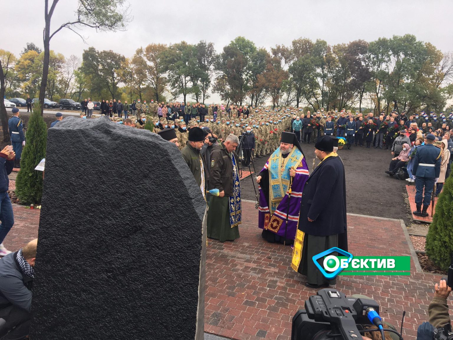 Гибель курсантов. На месте авиакатастрофы под Чугуевом проводят панихиду (фоторепортаж)