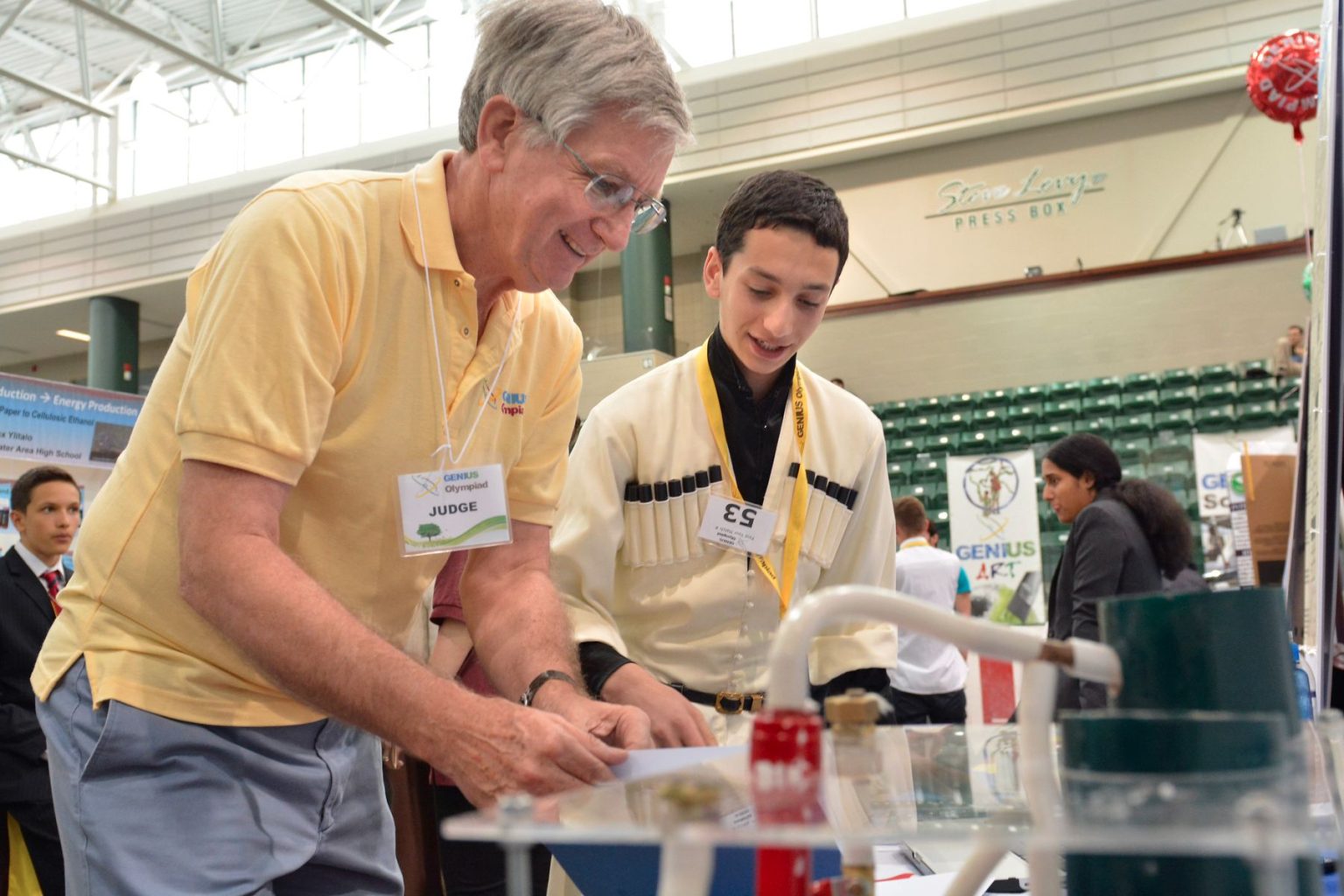 В национальный финал конкурса GENIUS Olympiad Ukraine вышли 15 харьковских школьников