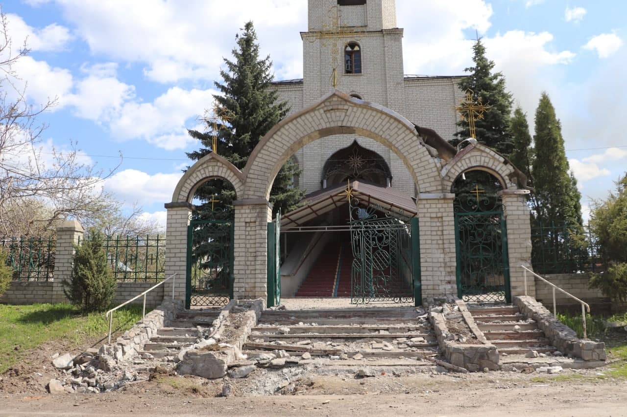 Освобожденная от захватчиков Русская Лозовая (фоторепортаж)