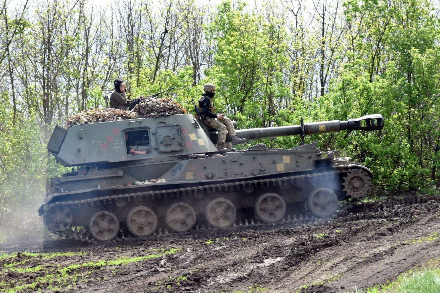 Украинские войска ведут бои за освобождение Цуповки и Больших Проходов