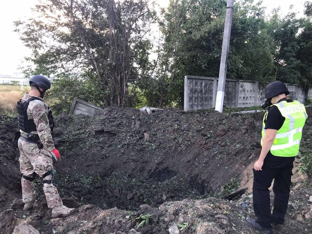 Rocket attack on Kharkov: a huge crater at the site of the explosion, walls and windows were damaged (photo)