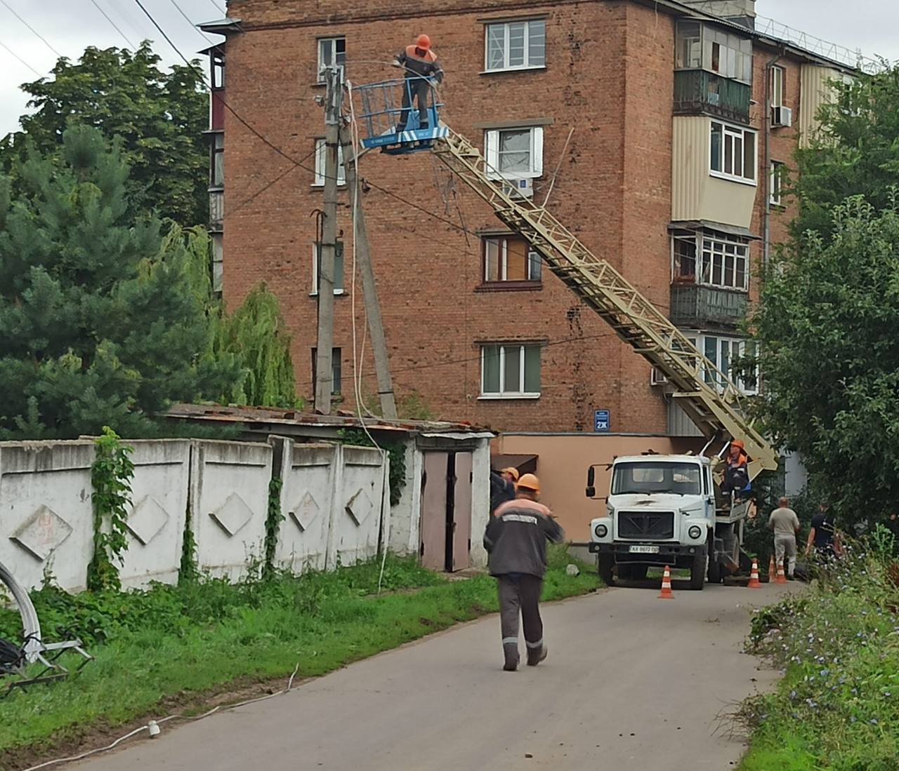 Харьков фото после обстрела