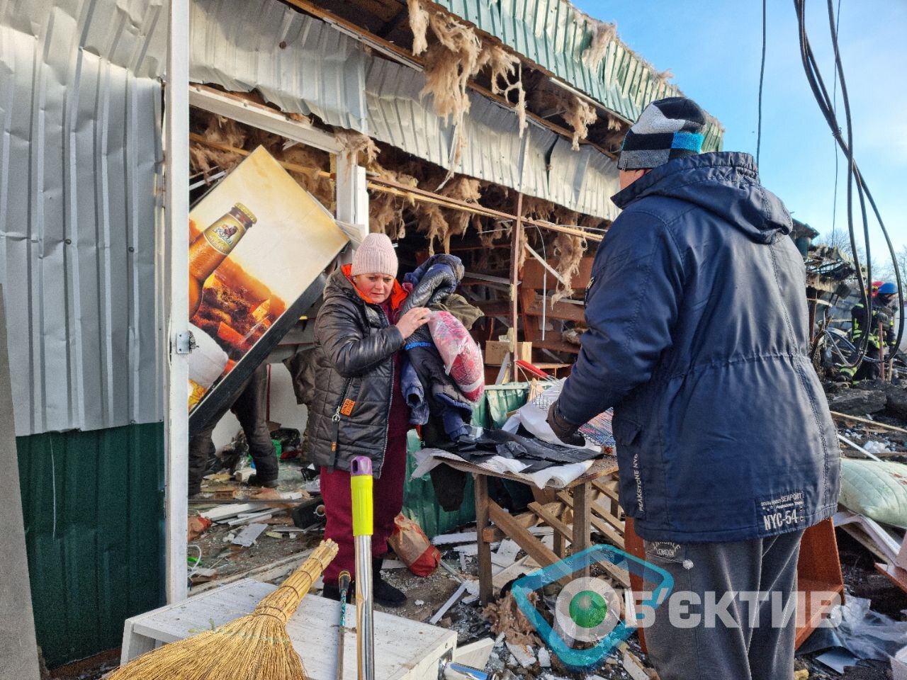 «Просто на людей кинули бомбу»: репортаж с обстрелянного рынка на Харьковщине