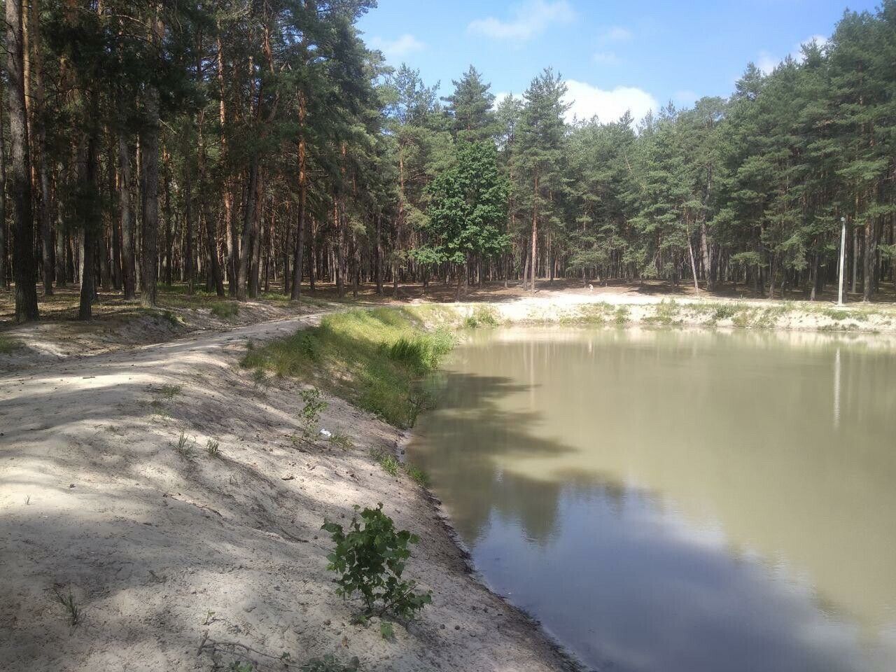 В городе под Харьковом решили не открывать пляжи из-за опасности