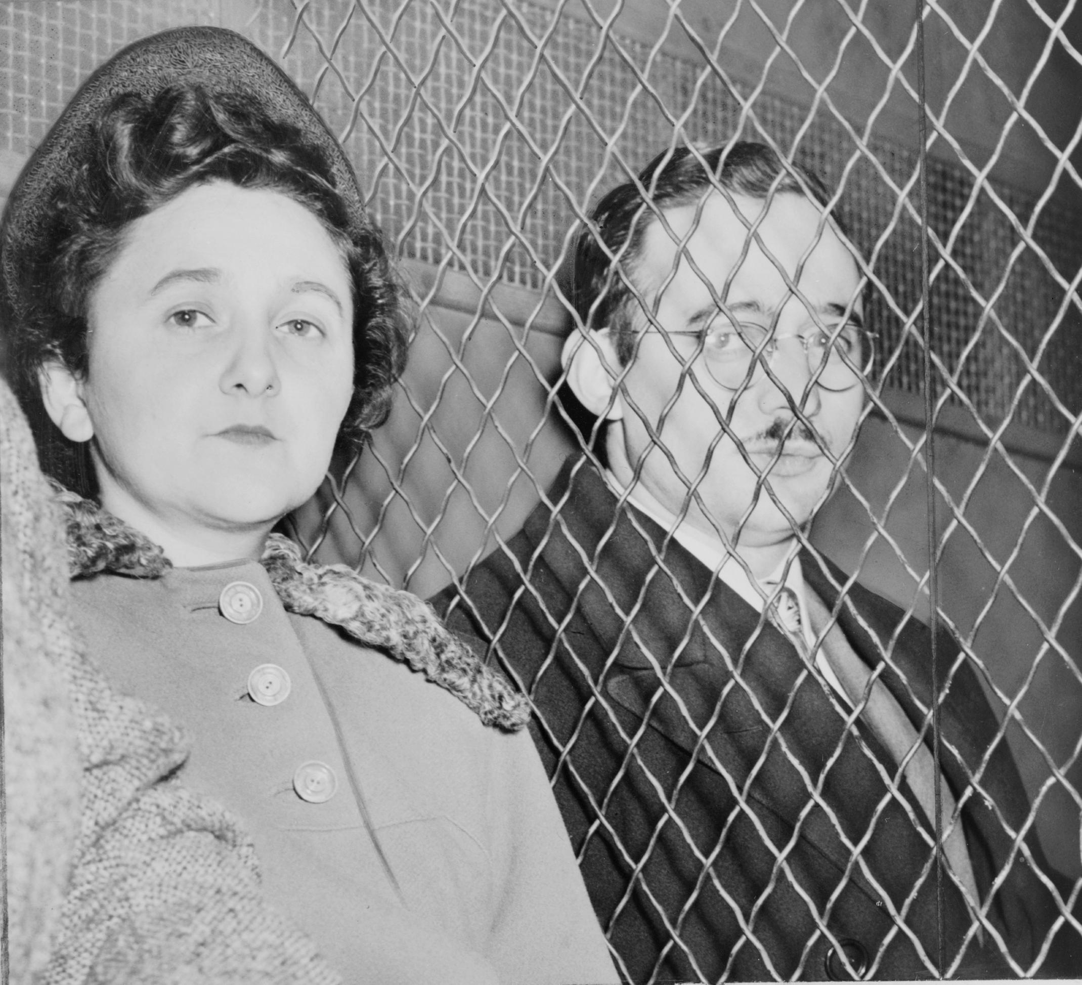Супруги Розенберги, казненные за шпионаж
