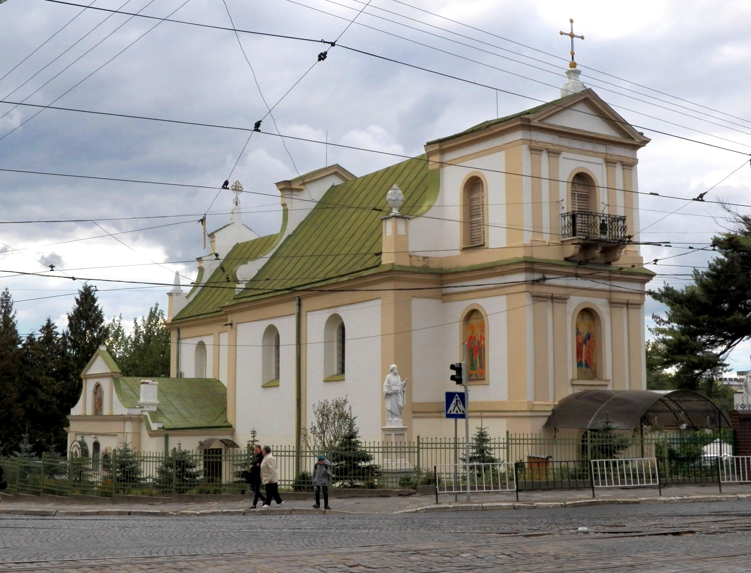 Церковь Петра и Павла во Львове - здание