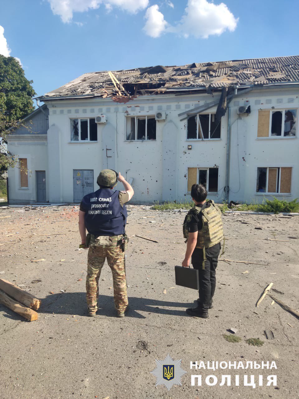 Последствия обстрелов Харьковщины показала полиция (фото)