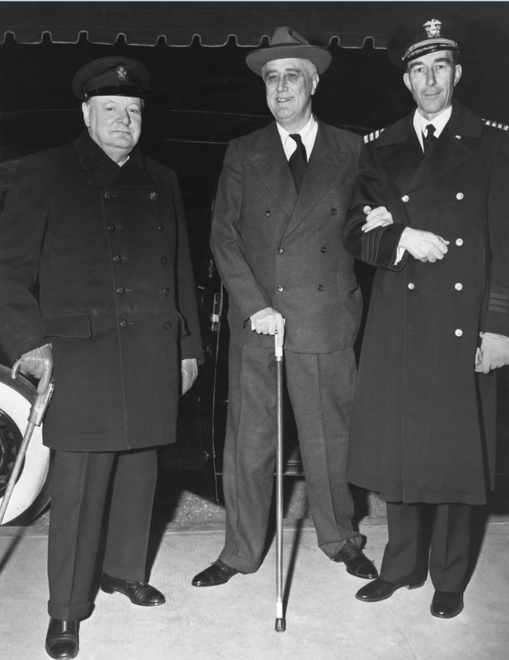 Черчилль в США с Рузвельтом
