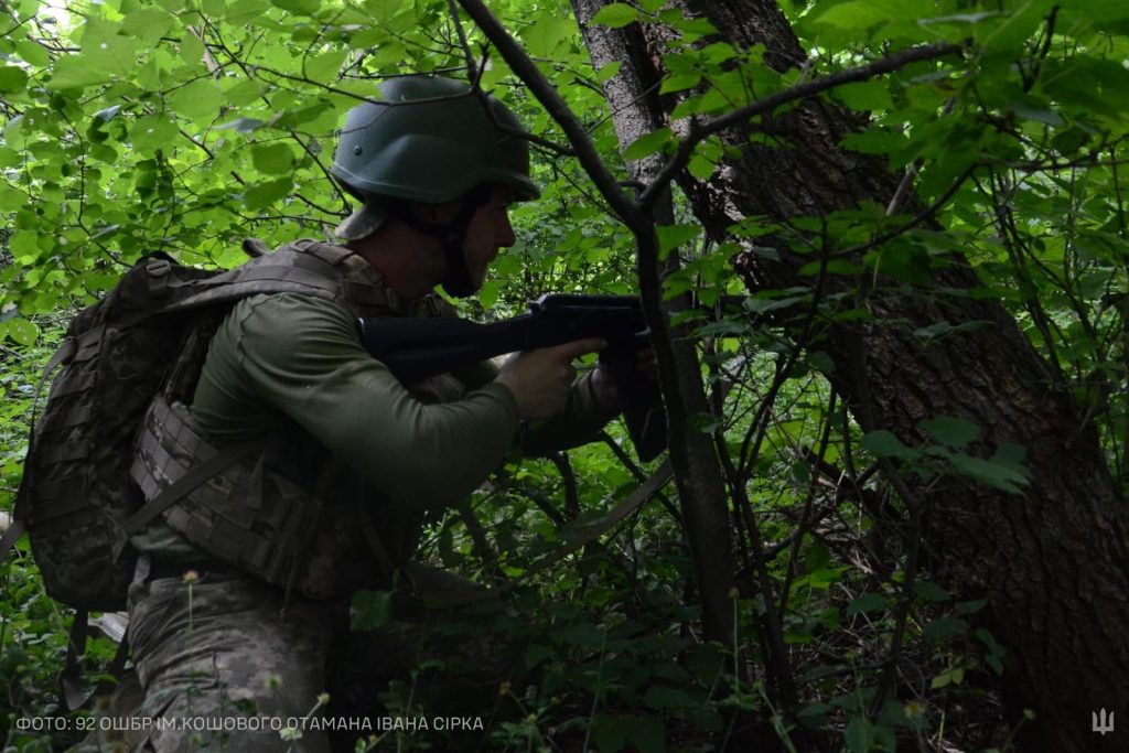 Ворог закидає КАБами північ Харківщини та атакує під Куп’янськом – Генштаб