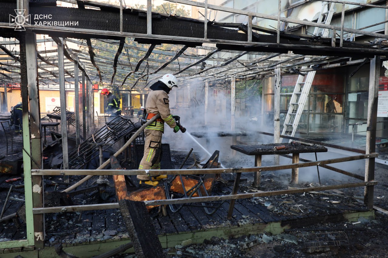 згоріло кафе у Харкові 23 травня 3