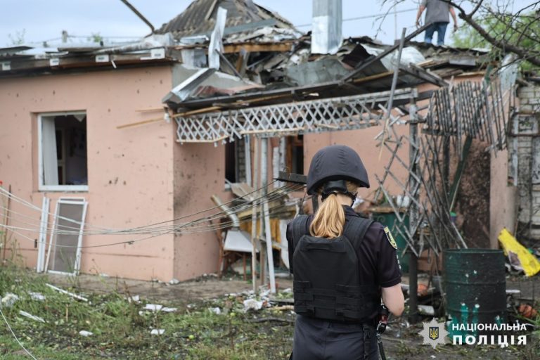 До 12 человек выросло число пострадавших в результате обстрела РФ Дергачей