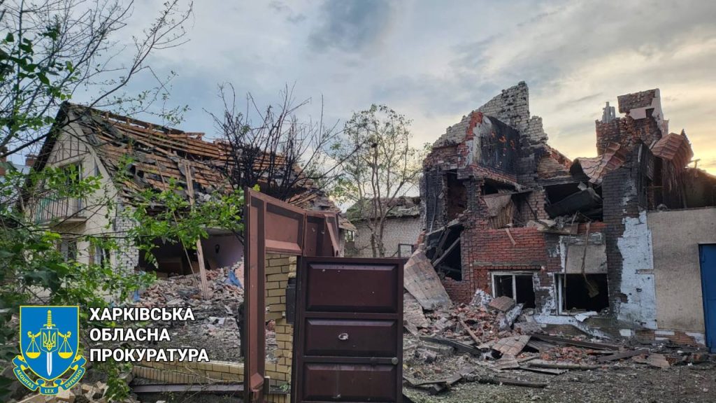 Авіаудари по селам Харківщини: загинула жінка, зруйновані будинки і дитсадок