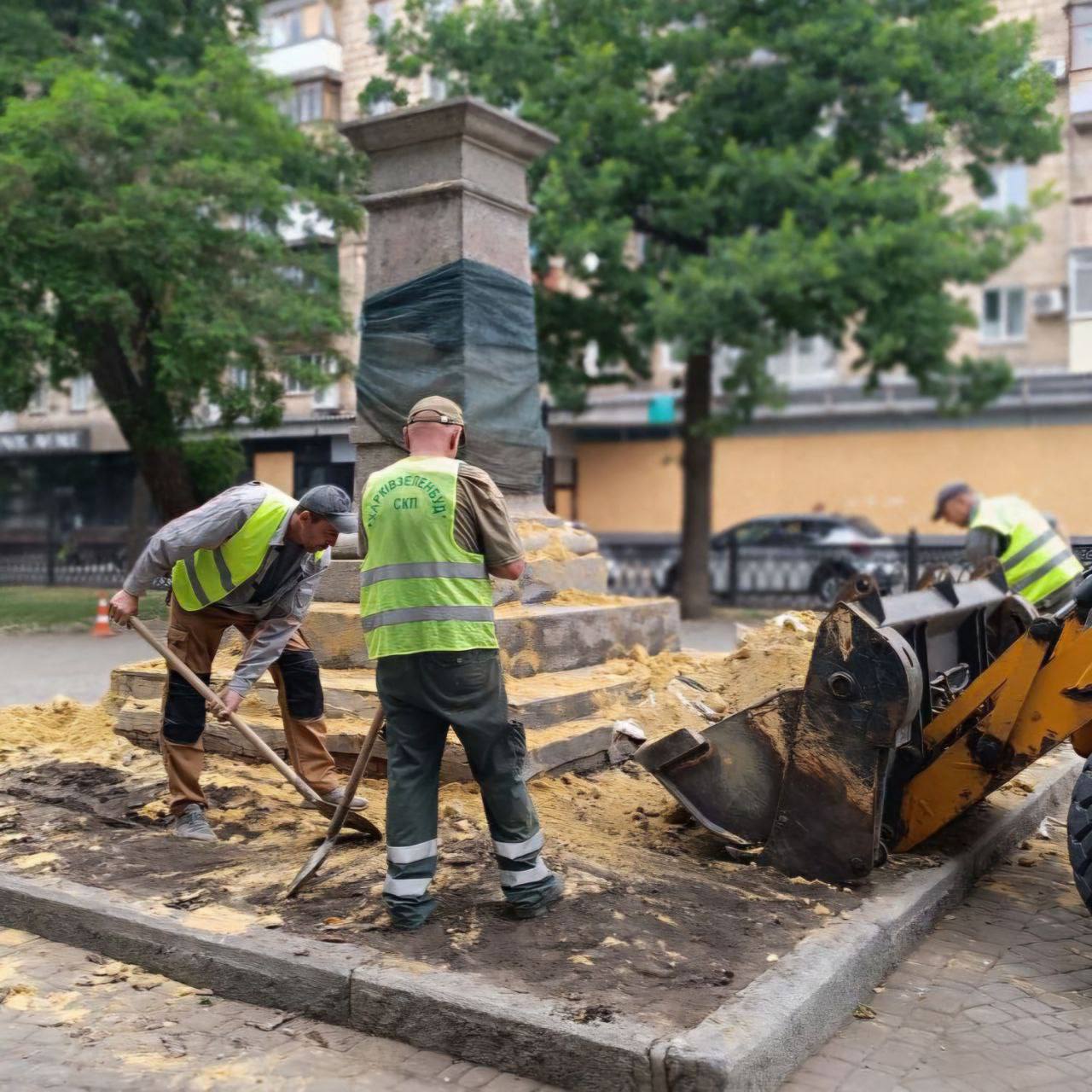 знесли пам'ятник Пушкіну у Харкові 3