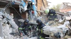 В больнице умер мужчина, которого достали из-под завалов в Харькове