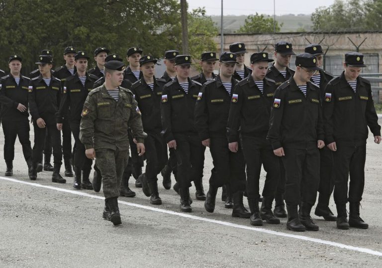 1000 погибших в день. В НАТО назвали потери РФ при наступлении на Харьковщине