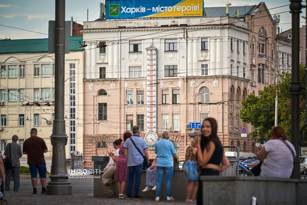 В Харькове на улице нашли маленького мальчика