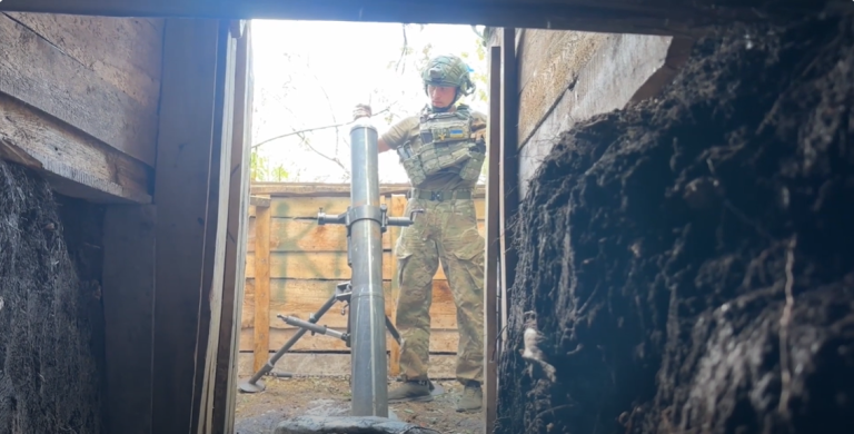 Один день из жизни минометчиков в районе Волчанска на Харьковщине (видео)