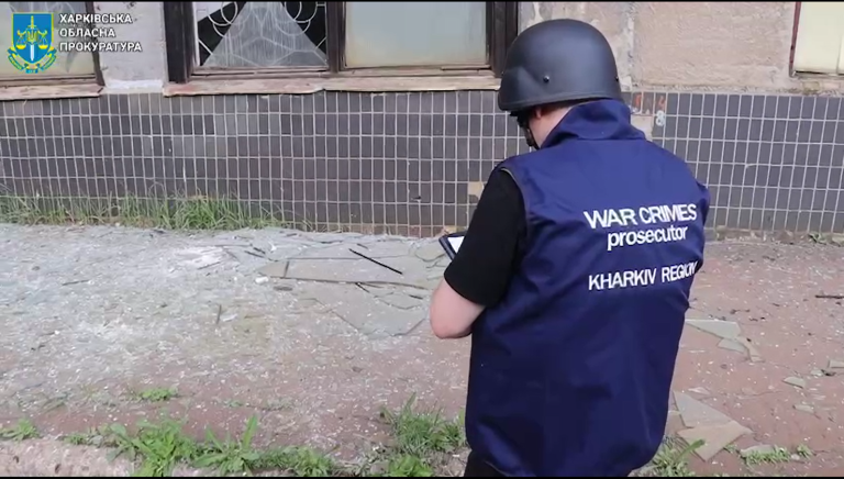 ФАБ-500 вдарили по двох підприємствах у Харкові, четверо постраждалих (відео)