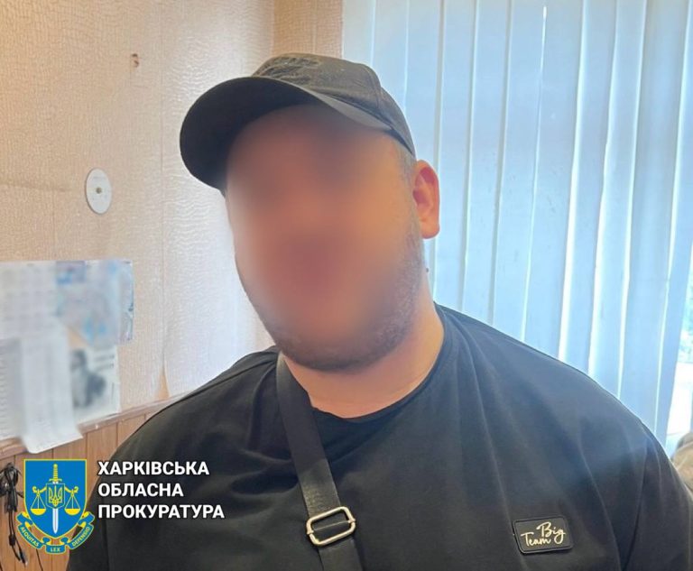 Псевдоволонтер “кинув” військового ЗСУ на 30 тисяч гривень на Харківщині