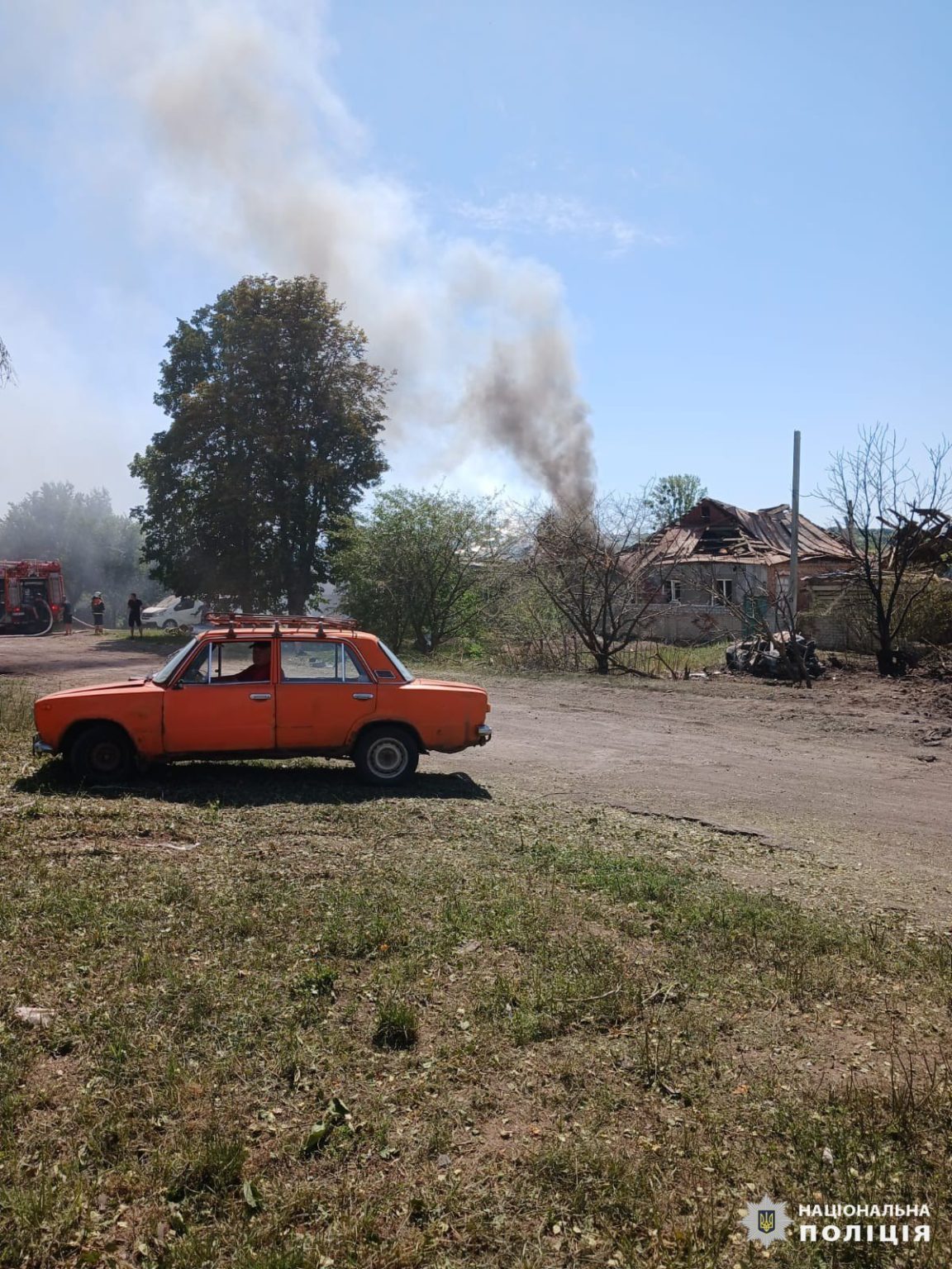 Горят дома, нет света: по Русской Лозовой ударили двумя КАБами (фото)