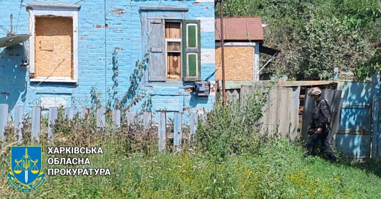 Враг ударил по Одноробовке на Харьковщине: мужчина погиб, его жена в больнице