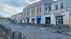 Россияне скинули ФАБ-1500 на Купянск: фото последствий