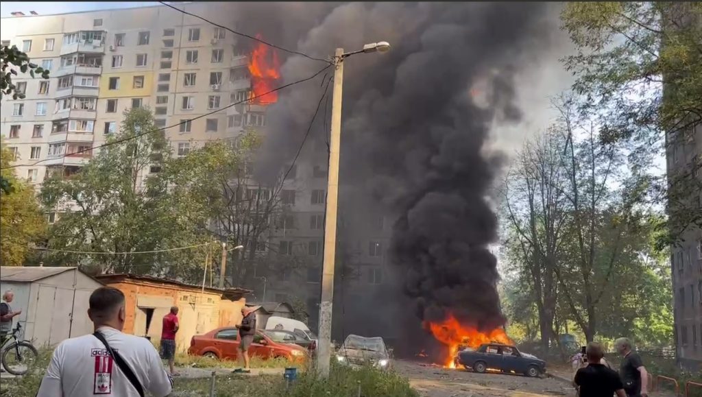 Главные новости 30.08: КАБ в Харькове убил ребенка, «прилет» по 12-этажке