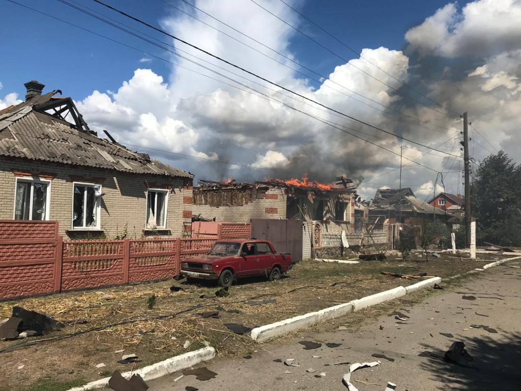 Авіаудар по Золочеву на Харківщині: шість постраждалих, масштабні руйнування