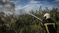 Дым в районе Журавлевки в Харькове: пожарные сообщили, что горит (фото)