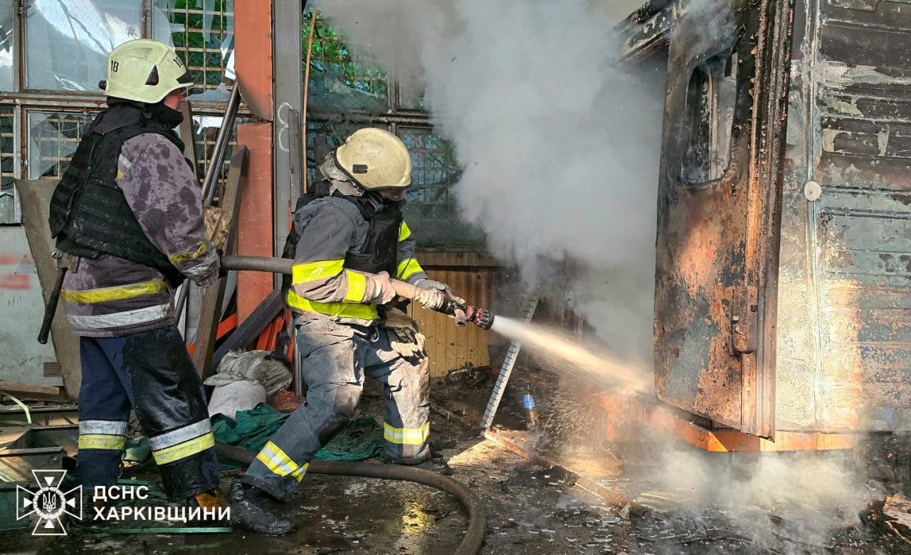 ДСНС: у Малій Данилівці п’ять постраждалих, у Харкові “приліт” по підприємству