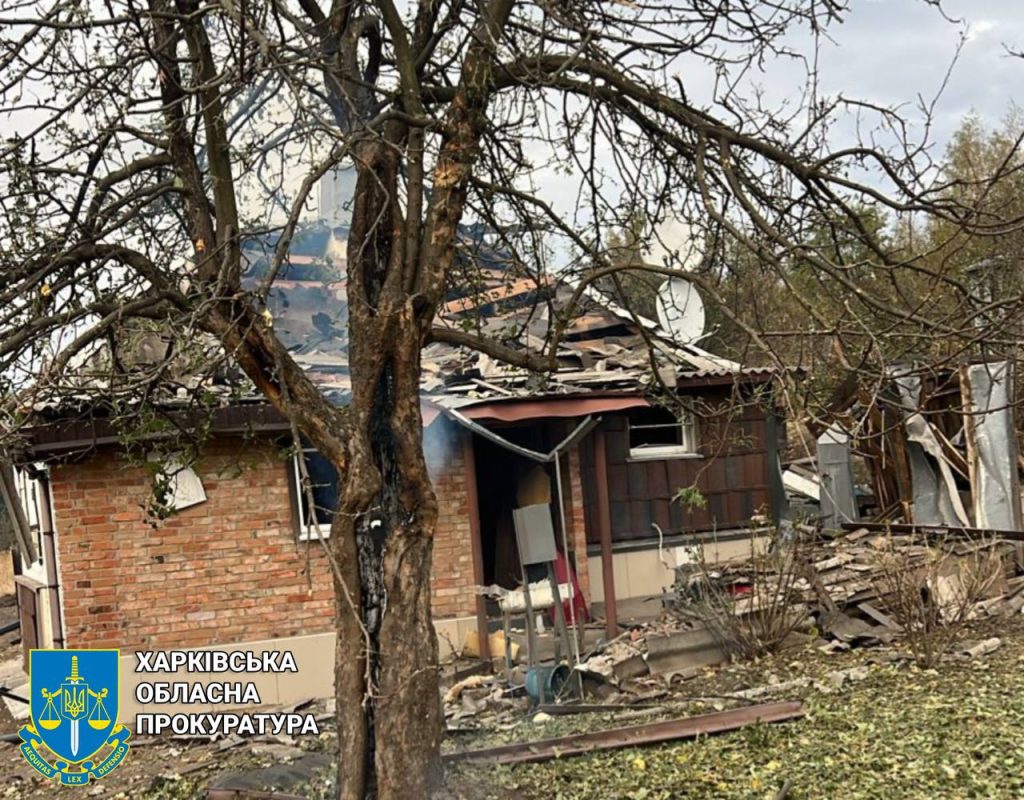 Наслідки “прильотів” по передмістю Харкова показала прокуратура (фото)