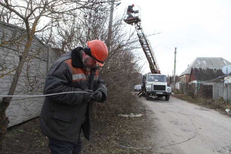 В Циркуны вернули свет после обстрела: были обесточены 1,5 тыс. абонентов