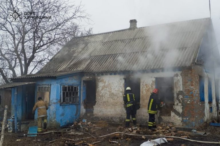 Необережно покурив: у Лозівському районі в пожежі загинув чоловік (фото)