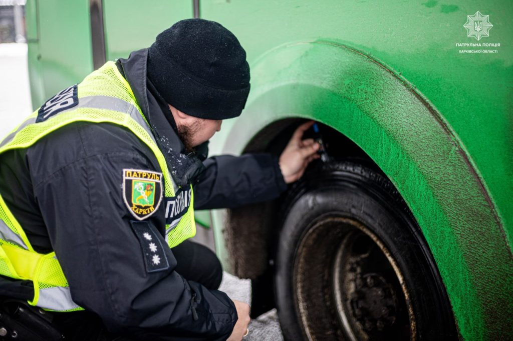 Перевірка маршруток поліцейськими у Харкові