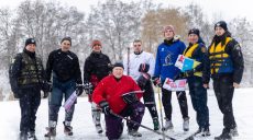 Патрульні вийшли на лід до хокеїстів у Харкові (фото)