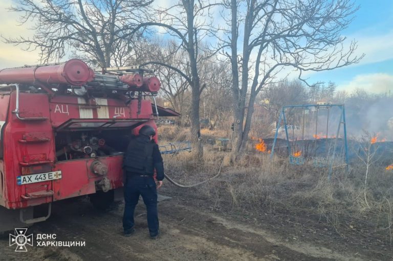 Три пожара произошли в Харьковской области из-за обстрелов россиян (фото)