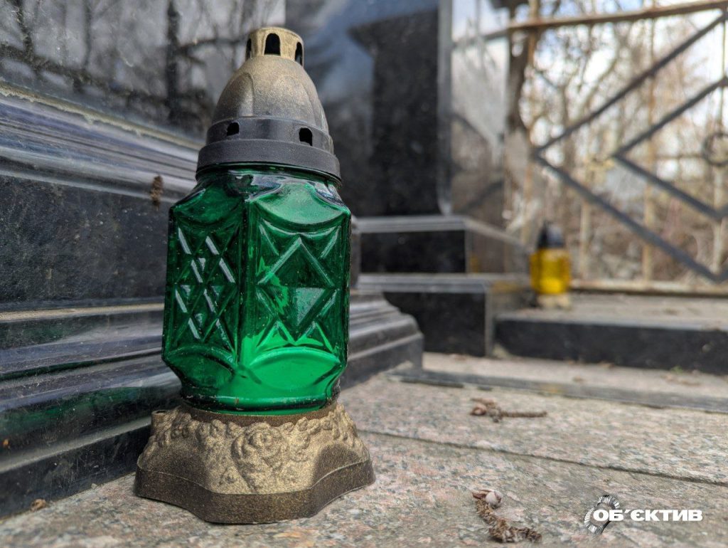 Посещать кладбища запретили в громаде под Харьковом
